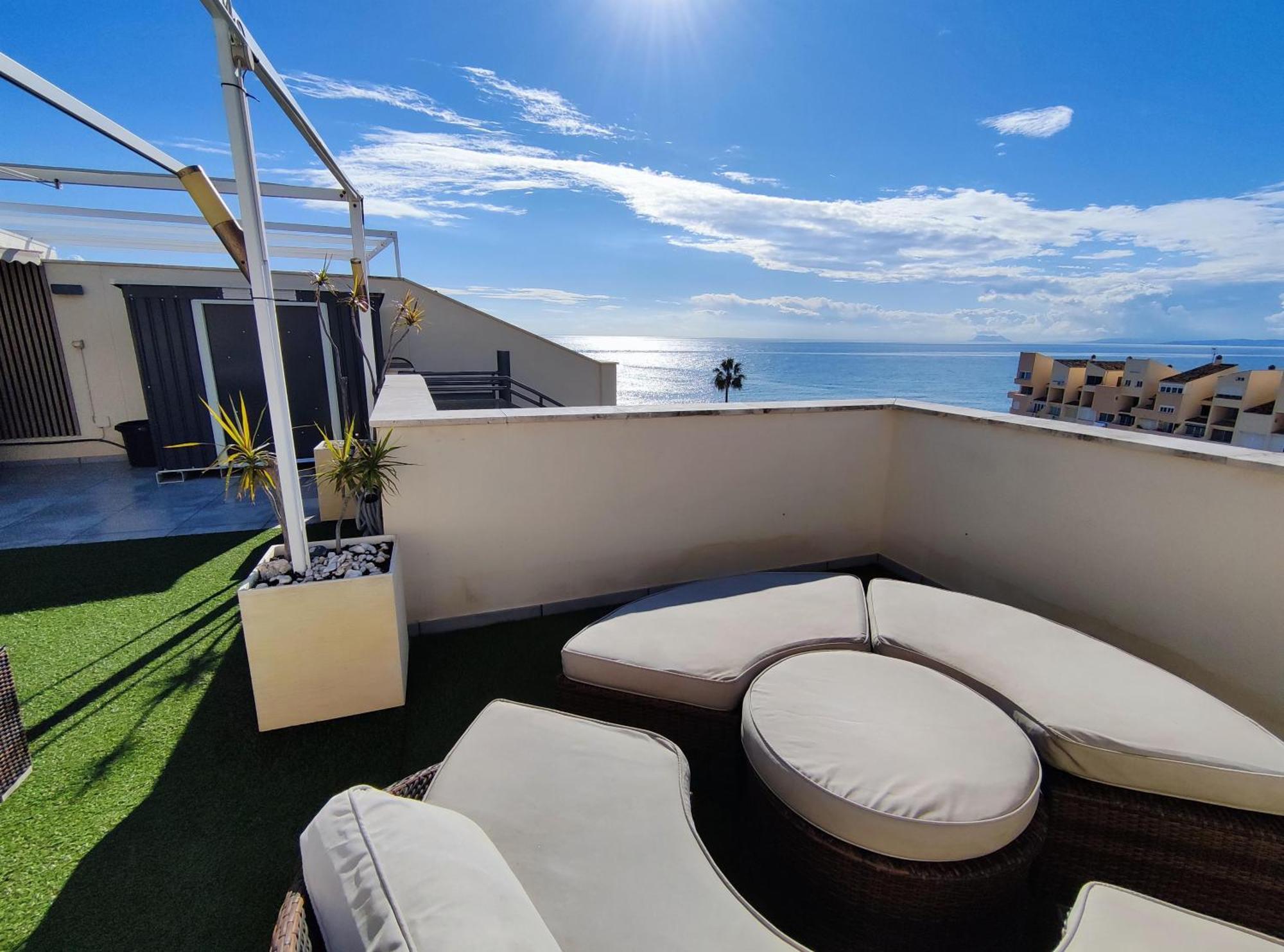 Luxury Duplex Infinity Pool Ehhouse Appartement Estepona Buitenkant foto